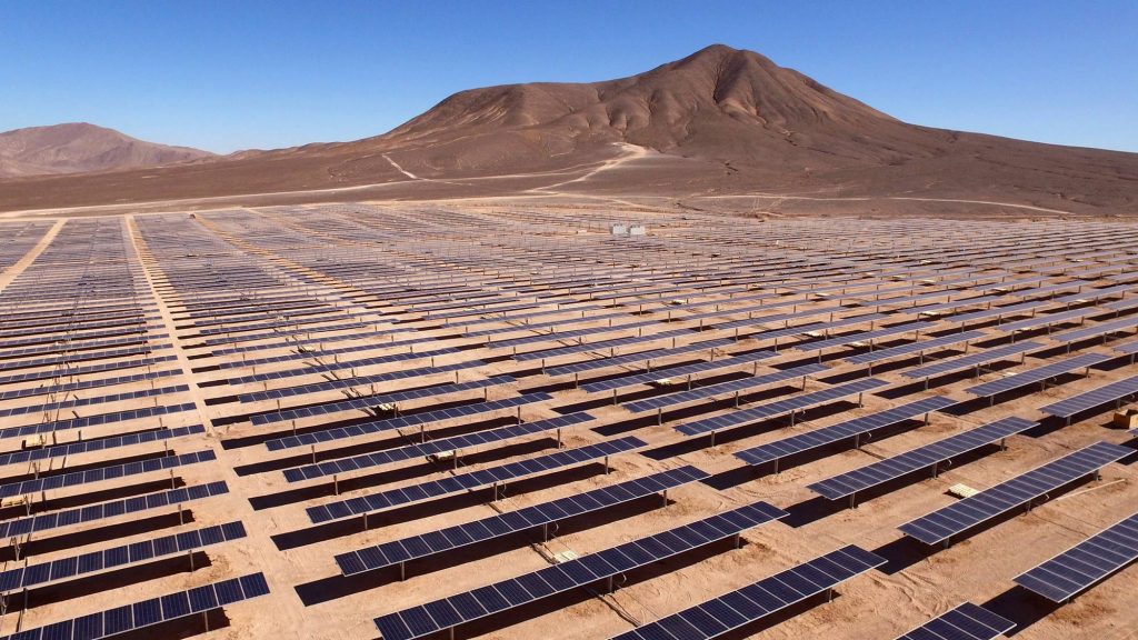 太陽能也是發(fā)展的重點(diǎn)